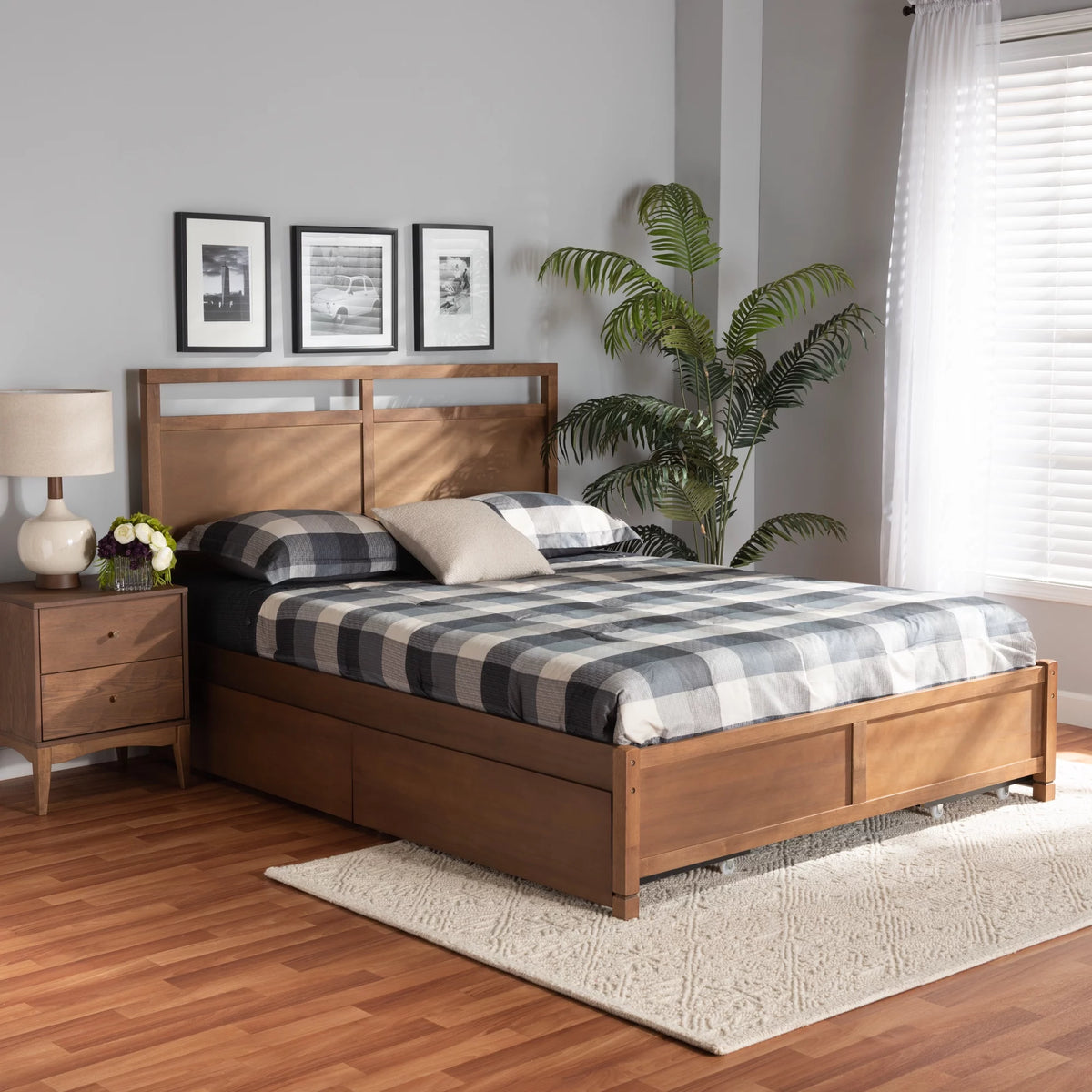 Walnut Brown Wood King Size 4-Drawer Platform Storage Bed B6337